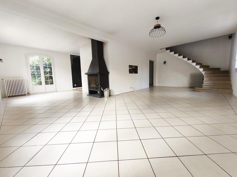 Villa - 222 m² - 7 pièces