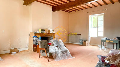 Maison - 254 m² - 4 pièces