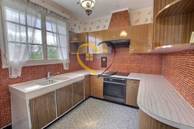 Maison - 106 m² - 6 pièces