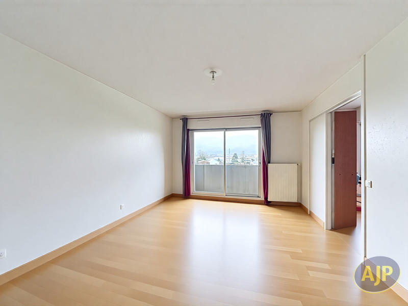 Appartement - 76 m² - 4 pièces