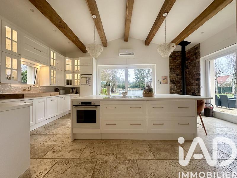 Maison de maîtres - 260 m² - 8 pièces