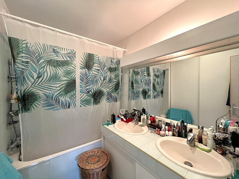 Appartement - 63 m² - 2 pièces