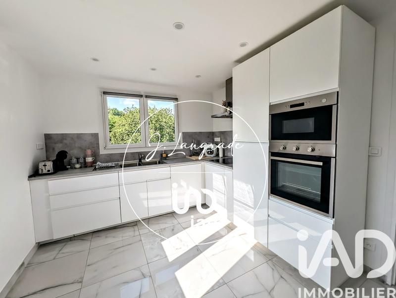 Maison - 111 m² - 5 pièces