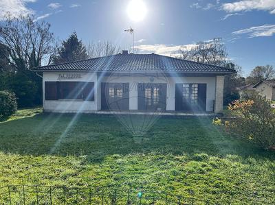 Maison - 110 m² - 4 pièces