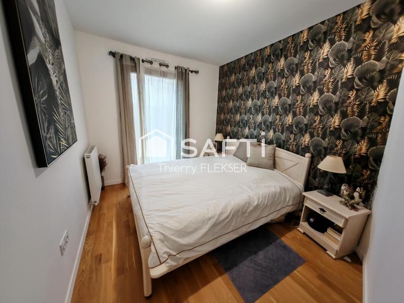 Appartement - 100 m² - 5 pièces