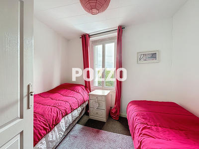 Maison - 100 m² - 6 pièces