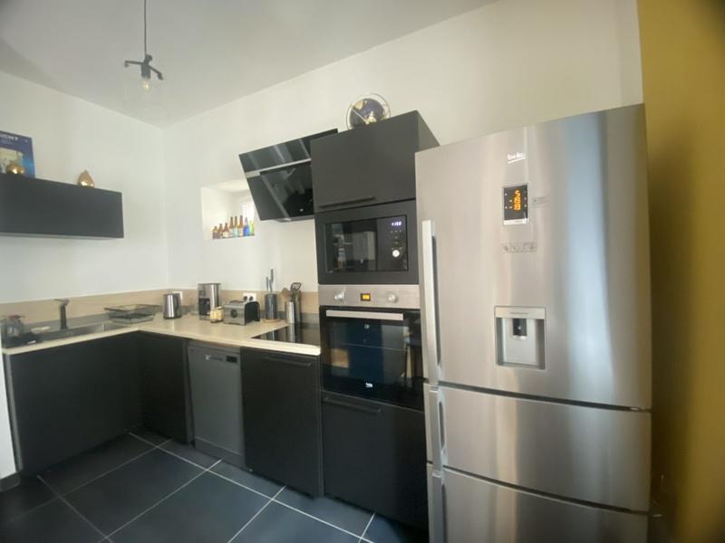 Appartement - 85 m² - 4 pièces