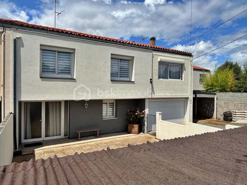 Maison - 145 m² - 5 pièces