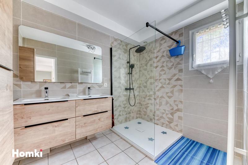 Maison - 140 m² - 6 pièces