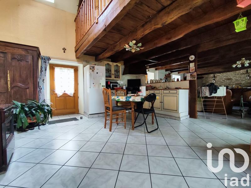 Maison - 152 m² - 8 pièces