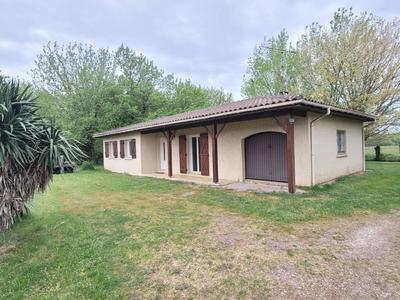 Maison - 85 m² - 5 pièces