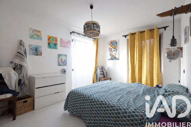 Maison - 220 m² - 6 pièces