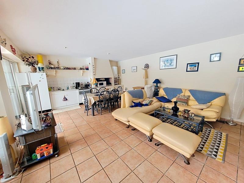 Maison - 326 m² - 10 pièces