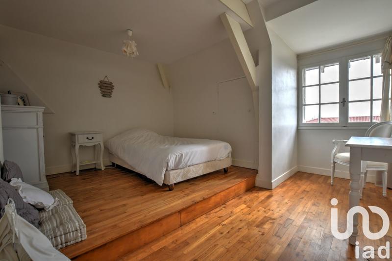 Maison de ville - 277 m² - 10 pièces