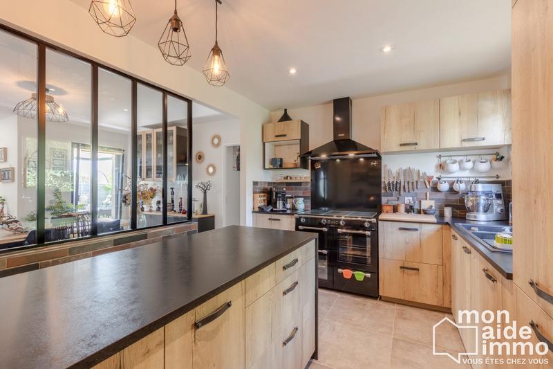 Maison - 123 m² - 5 pièces