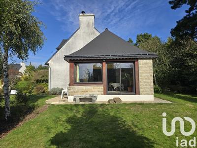 Maison - 180 m² - 7 pièces