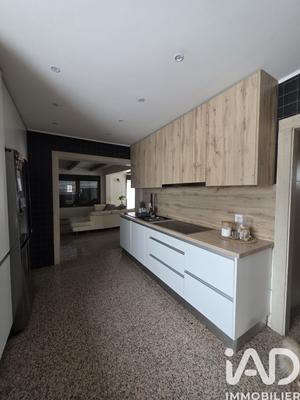 Maison - 144 m² - 6 pièces