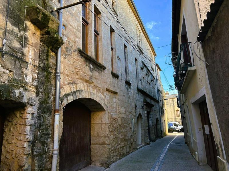 Maison - 184 m² - 6 pièces