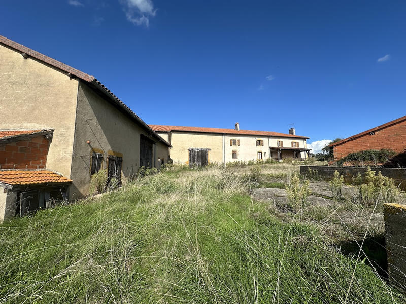 Maison - 220 m² - 7 pièces