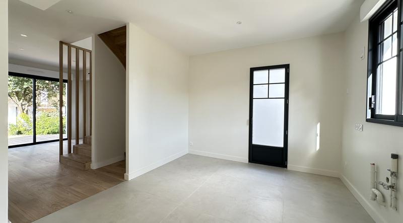 Maison - 169 m² - 5 pièces