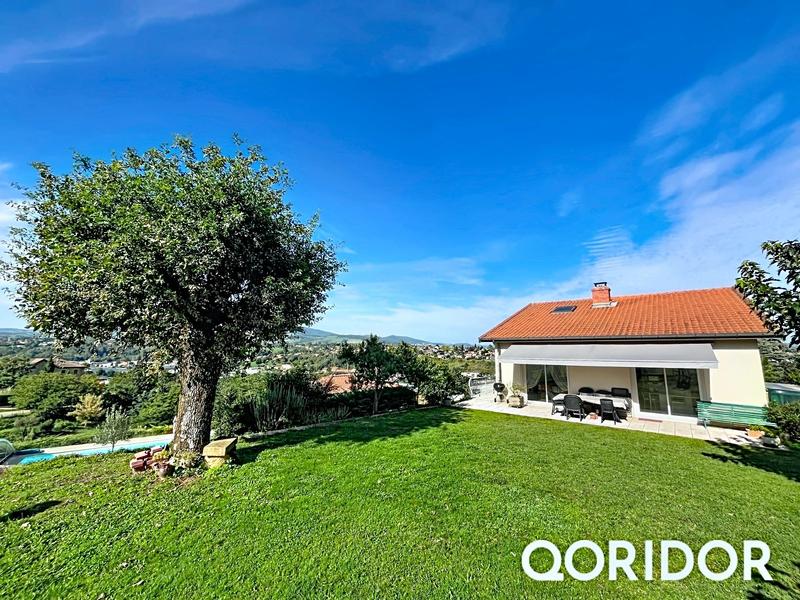 Villa - 198 m² - 7 pièces