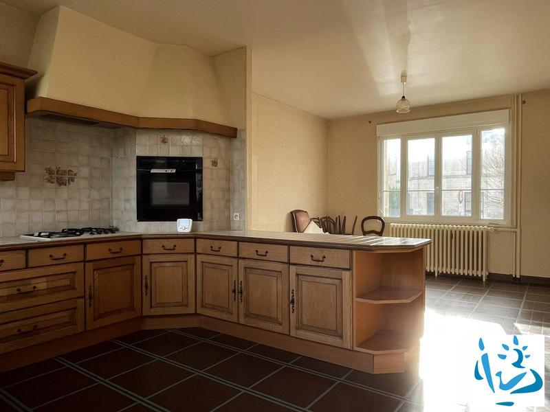 Maison - 191 m² - 7 pièces