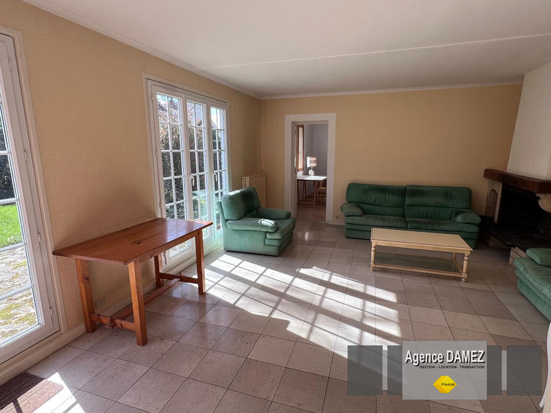 Maison - 200 m² - 9 pièces