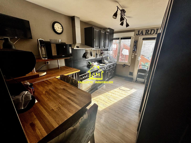 Maison - 114 m² - 7 pièces