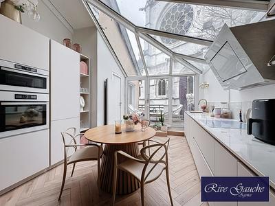 Appartement - 82 m² - 4 pièces