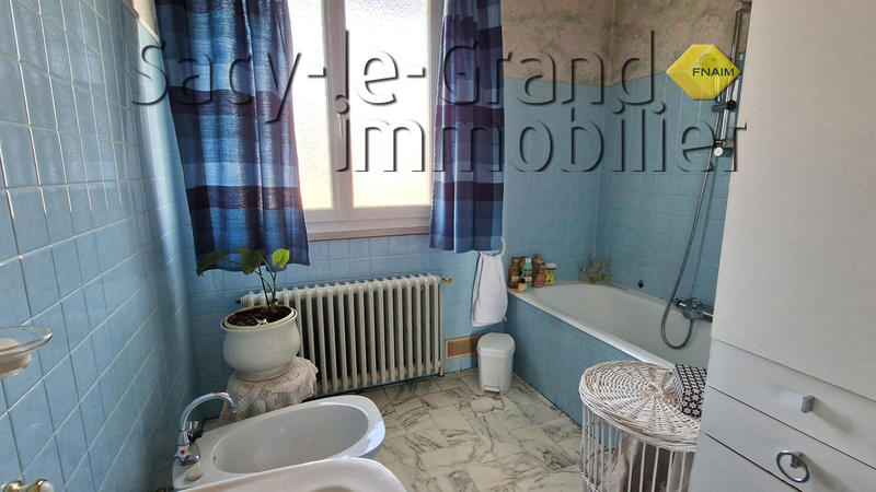 Maison - 149 m² - 6 pièces