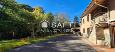 Maison - 205 m² - 10 pièces