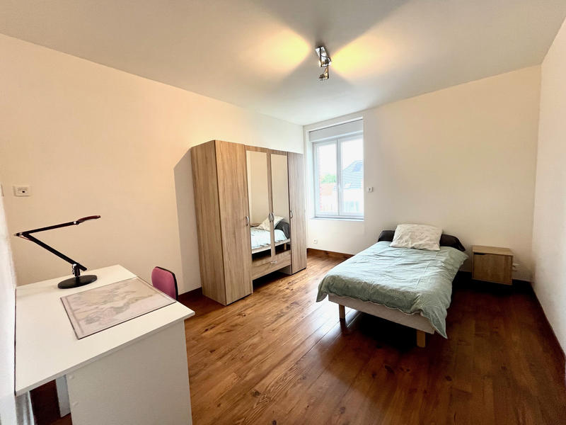 Maison - 265 m² - 11 pièces