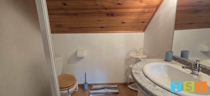 Maison - 195 m² - 7 pièces