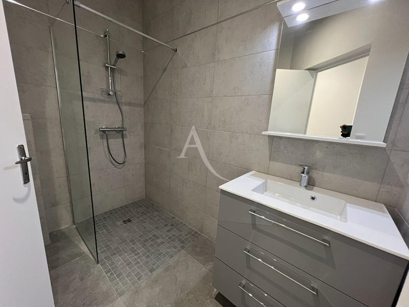 Appartement - 63 m² - 2 pièces