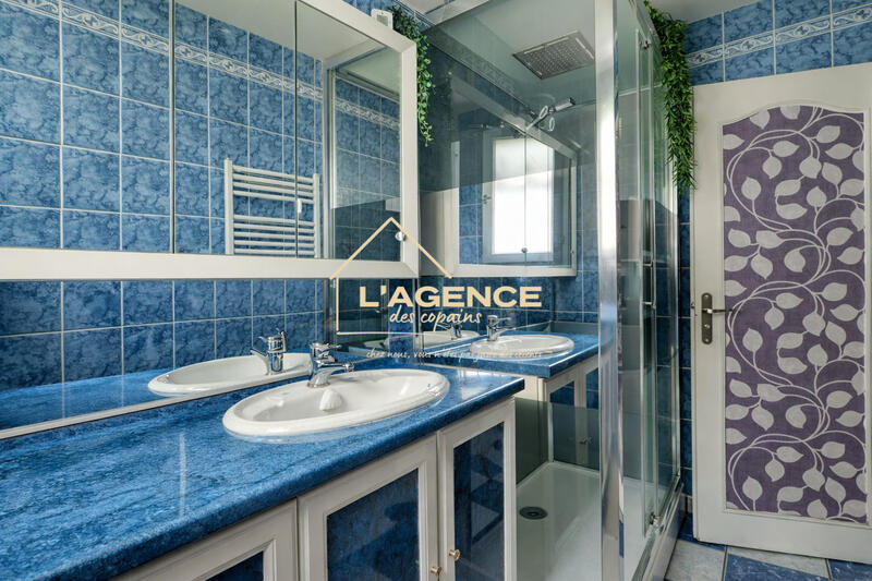 Maison - 123 m² - 4 pièces