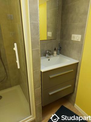 Chambre - 12 m² - 1 pièce