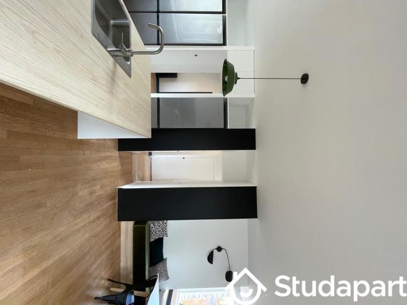 Chambre - 9 m² - 1 pièce