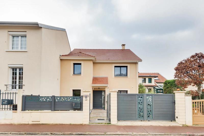 Maison - 130 m² - 6 pièces