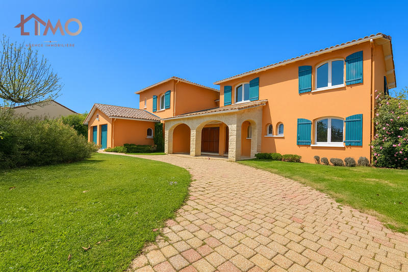 Maison - 344 m² - 7 pièces