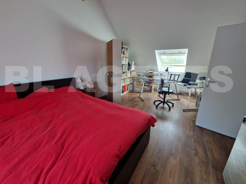 Propriété - 342 m² - 12 pièces