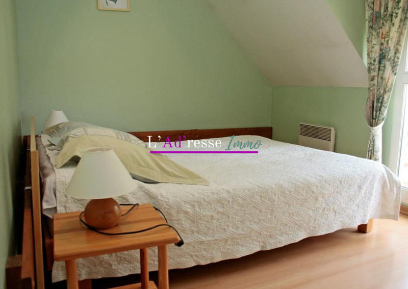 Maison - 300 m² - 21 pièces