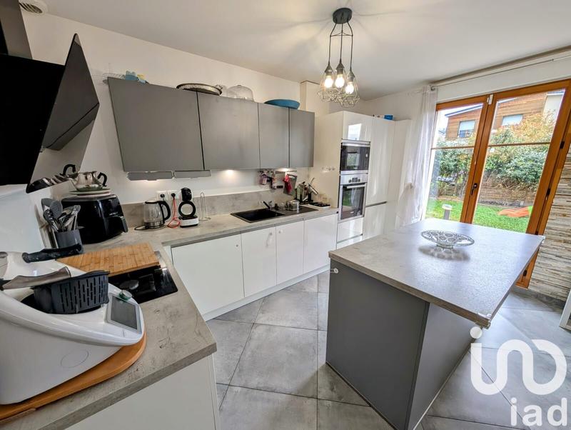 Maison - 95 m² - 6 pièces