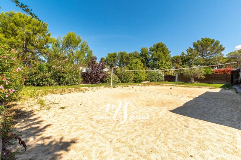 Villa - 400 m² - 14 pièces