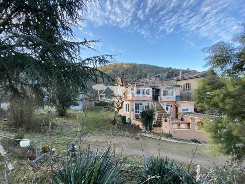 Maison - 108 m² - 4 pièces