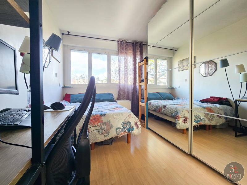 Appartement - 70 m² - 4 pièces