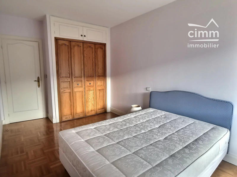 Appartement - 81 m² - 3 pièces