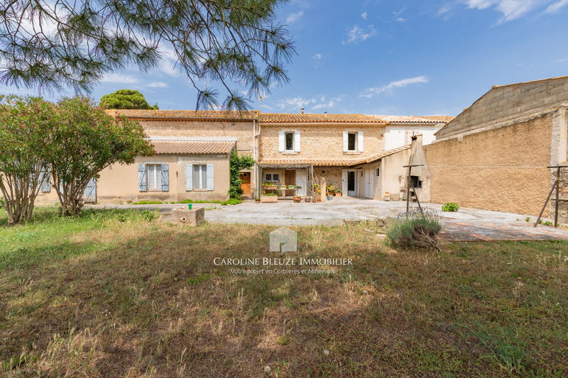 Maison en pierre - 487 m² - 7 pièces