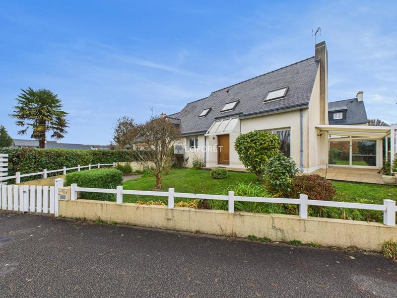 Maison - 122 m² - 6 pièces