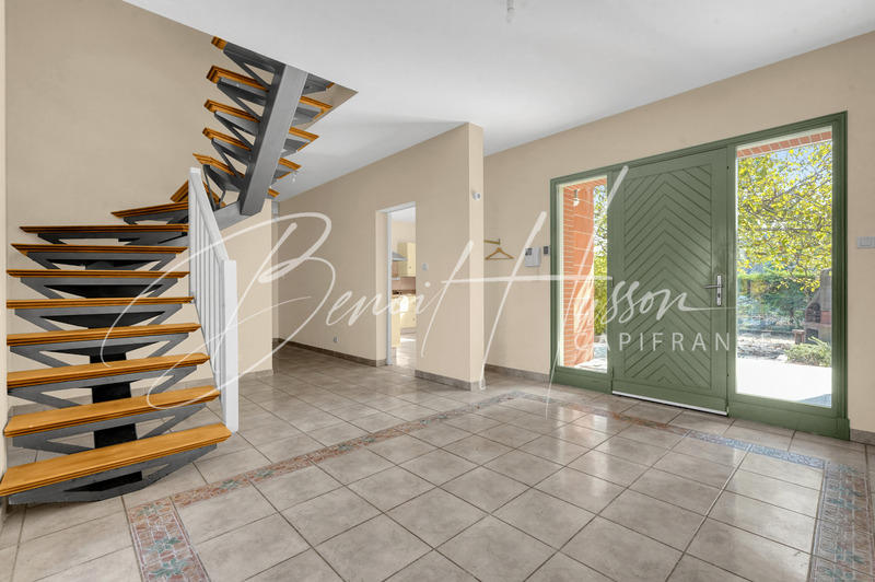 Maison - 225 m² - 6 pièces