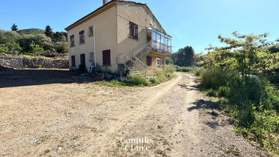 Maison - 200 m² - 8 pièces